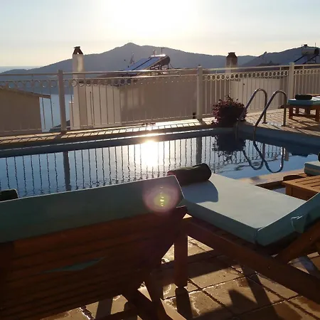 Paradise Villaları 5* Kalkan