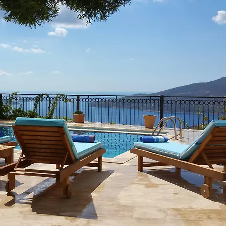 Paradise Villaları Otel 5*